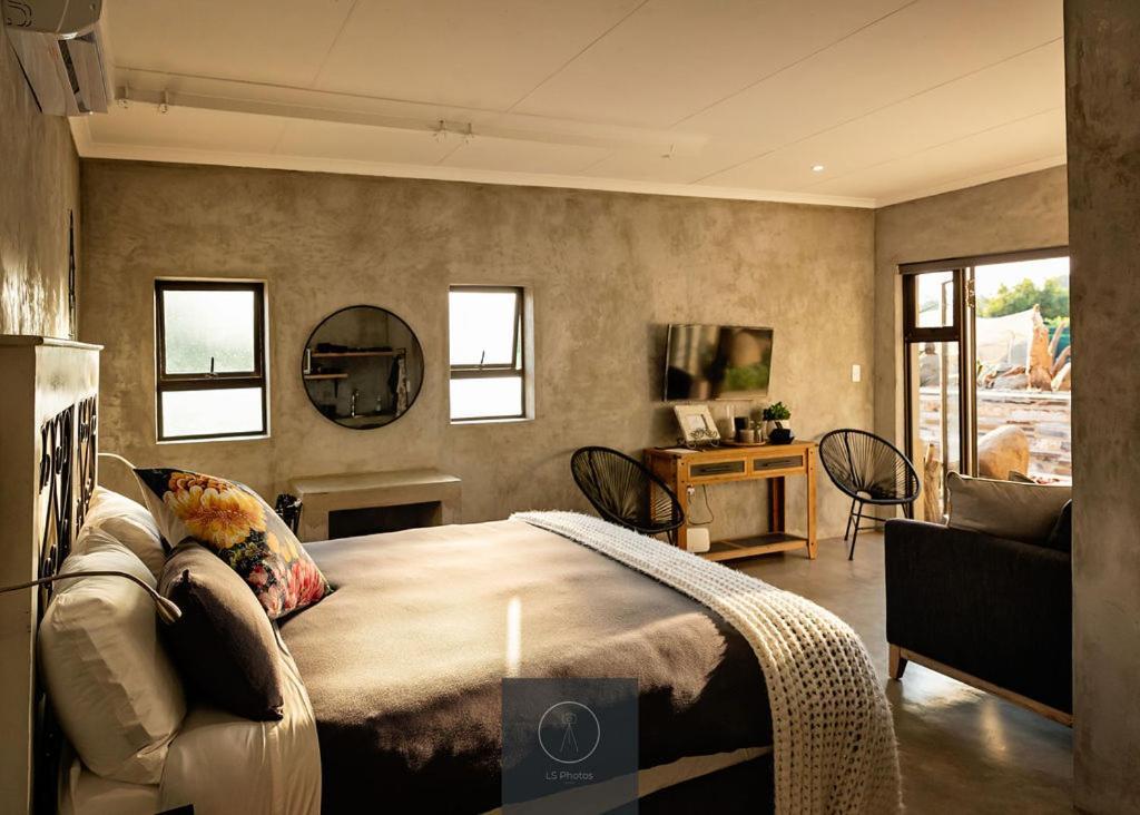 Guest Room At Joubert Piet Retief Bagian luar foto
